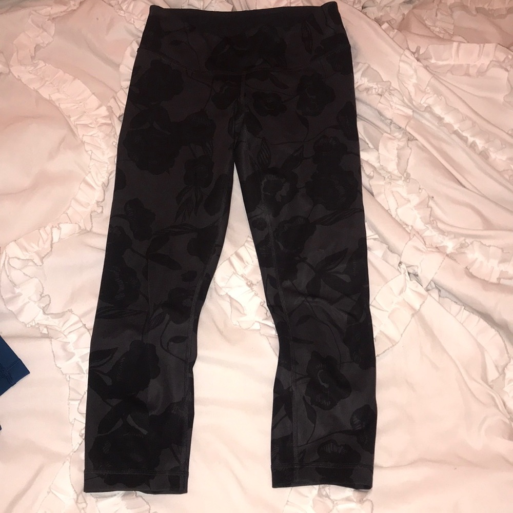 Lululemon womens wonder under cropped leggings 4